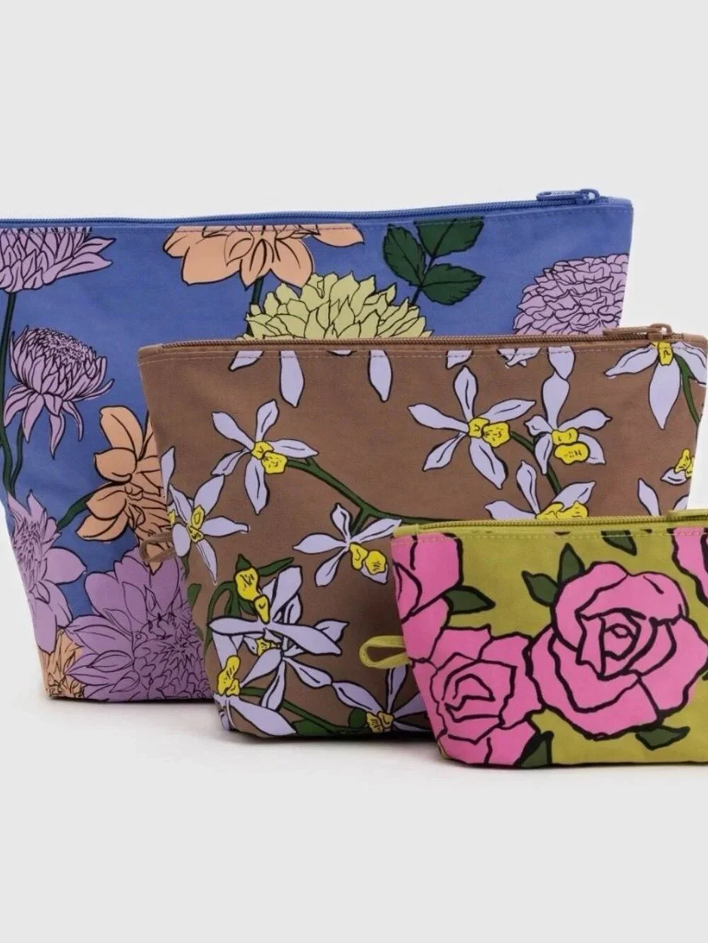 BAGGU set three